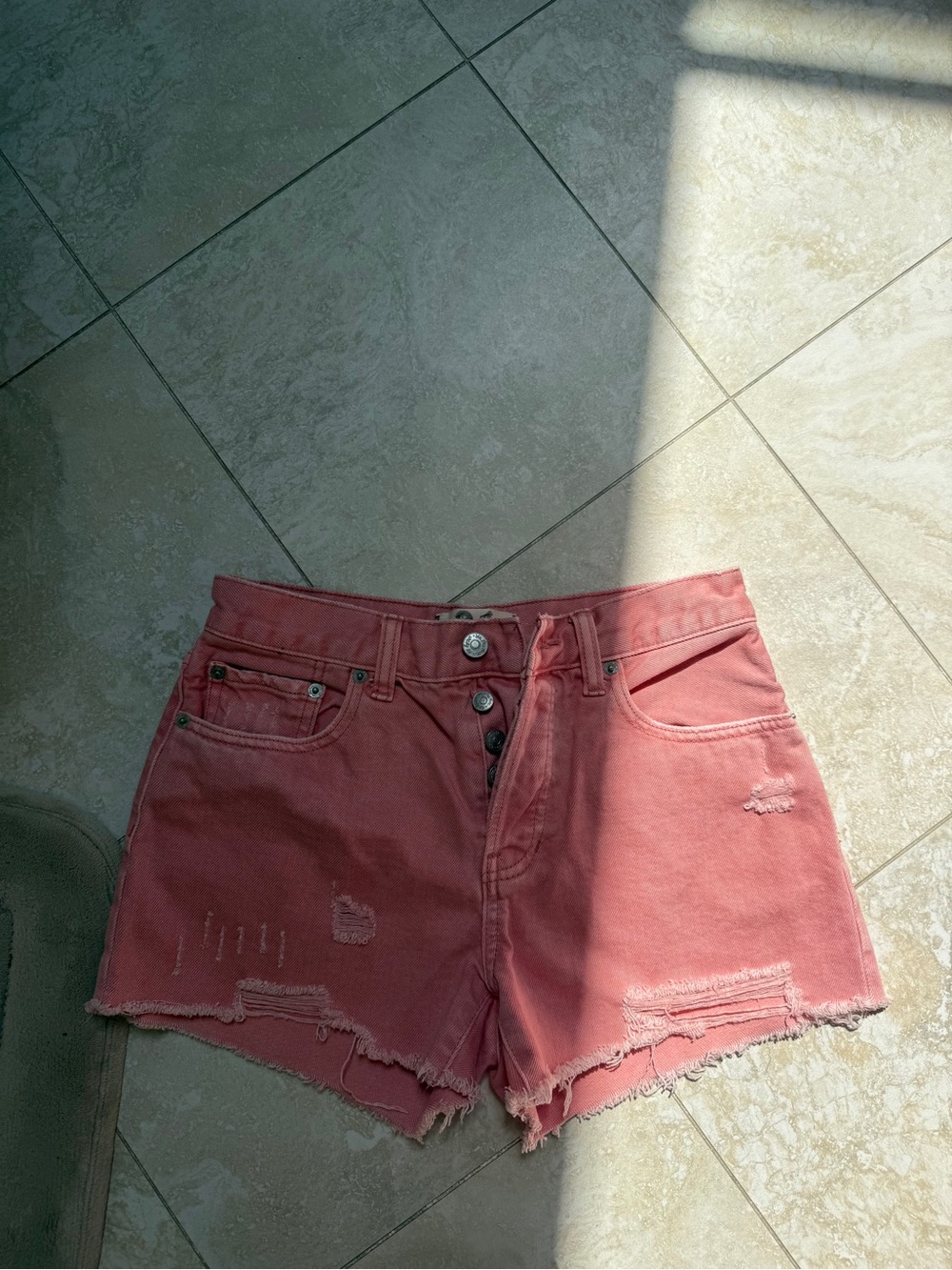 Free people Pink distressed denim shorts #distressed #denim